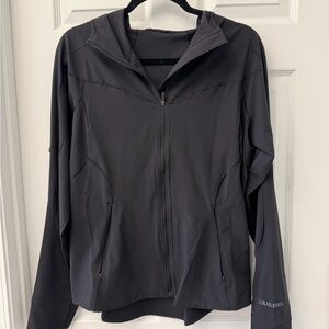 Lululemon black mist over windbreaker